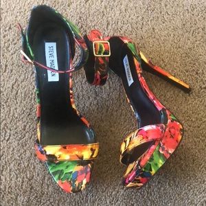 Steve Madden Multi Color Floral open toe heels